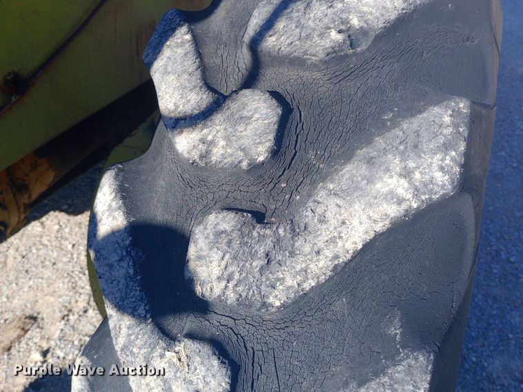 image for item DW0874 1972 Wabco 444 rigid frame motor grader