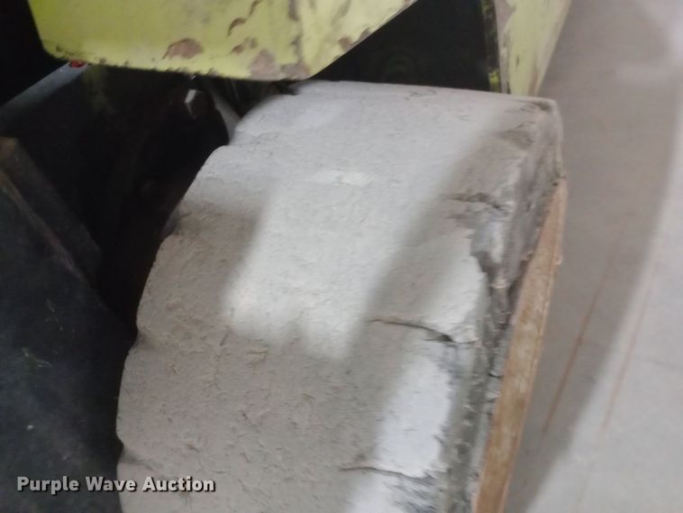 image for item DW0881 Clark C500-30 forklift