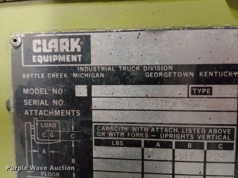 image for item DW0881 Clark C500-30 forklift