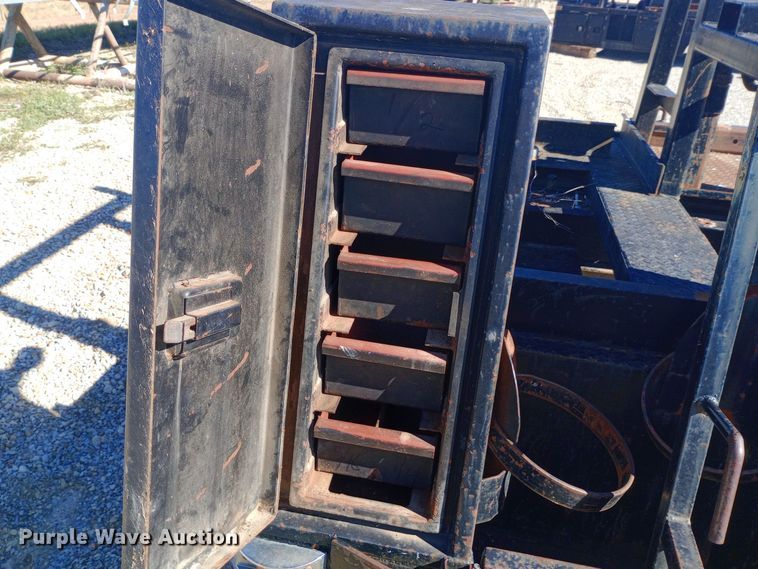 image for item DW0888 Flatbed