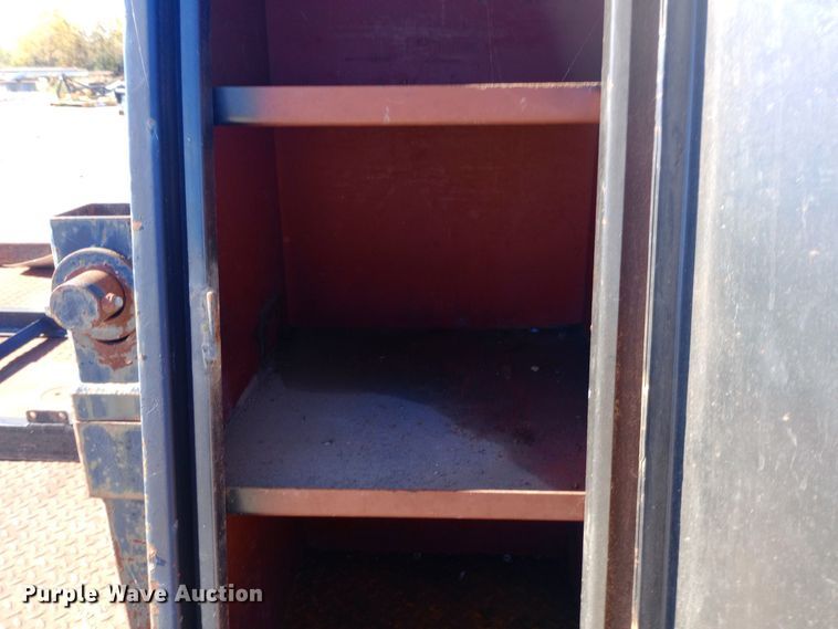 image for item DW0889 Flatbed