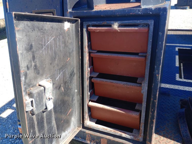 image for item DW0889 Flatbed