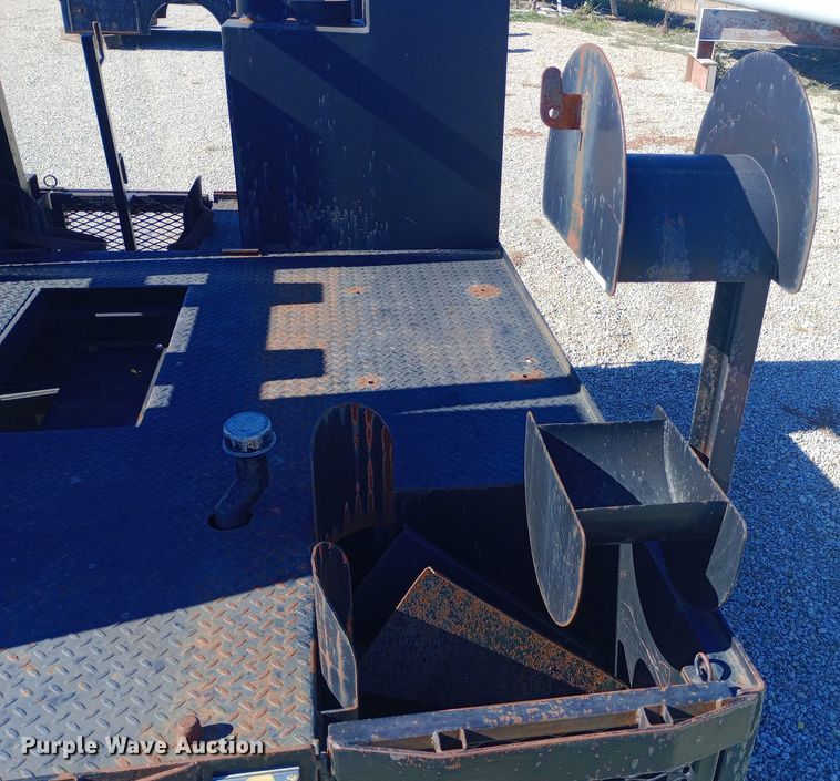 image for item DW0890 Flatbed