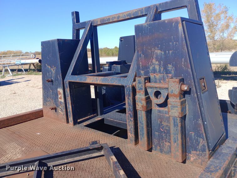 image for item DW0890 Flatbed