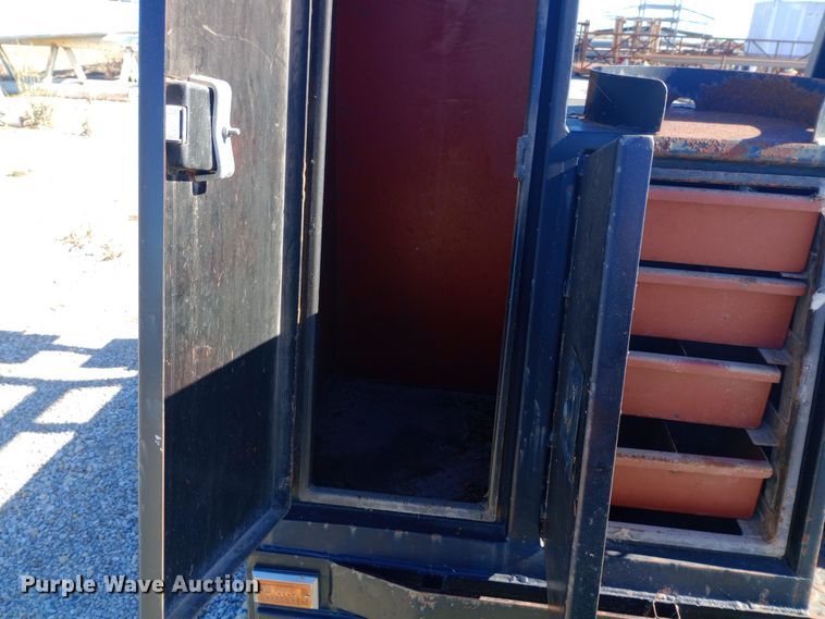 image for item DW0890 Flatbed