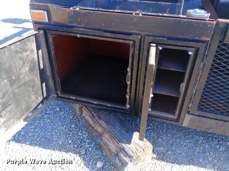 image for item DW0890 Flatbed