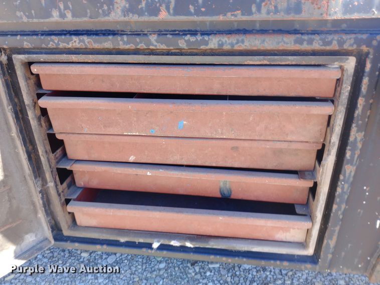 image for item DW0890 Flatbed