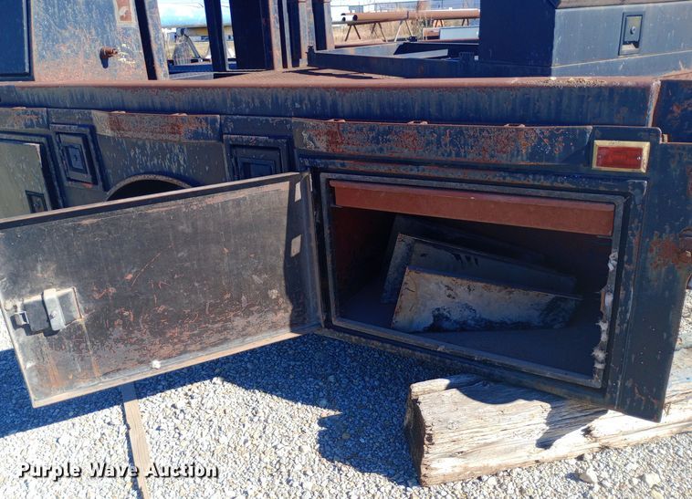 image for item DW0890 Flatbed