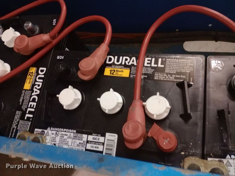 image for item DW0935 2002 Genie GS-3246 scissor lift