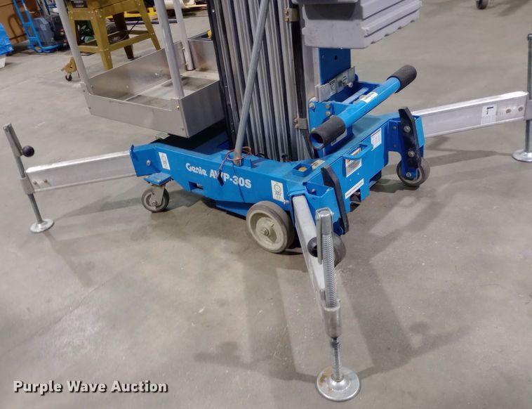 image for item DW0936 2007 Genie AWP-30S vertical lift