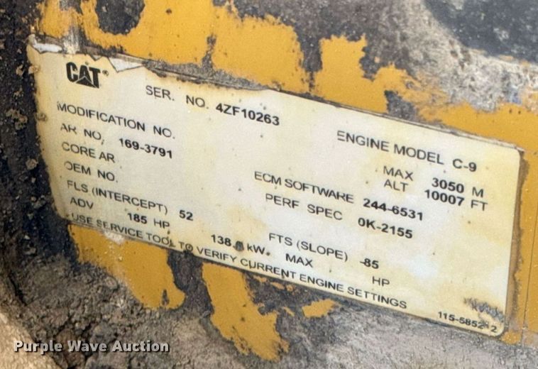 image for item DW2414 2004 Caterpillar D6R XL dozer