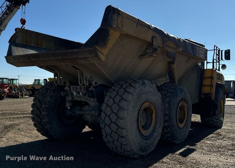 image for item DW2415 2014 Komatsu HM400-3 haul truck