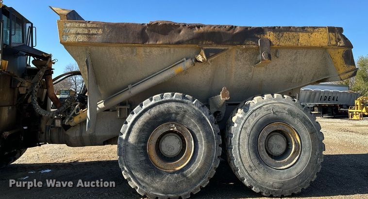 image for item DW2415 2014 Komatsu HM400-3 haul truck