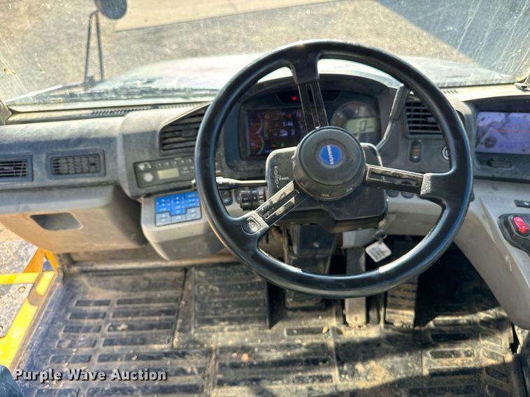 image for item DW2415 2014 Komatsu HM400-3 haul truck