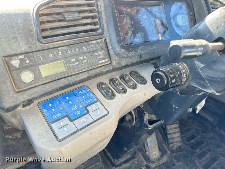 image for item DW2415 2014 Komatsu HM400-3 haul truck