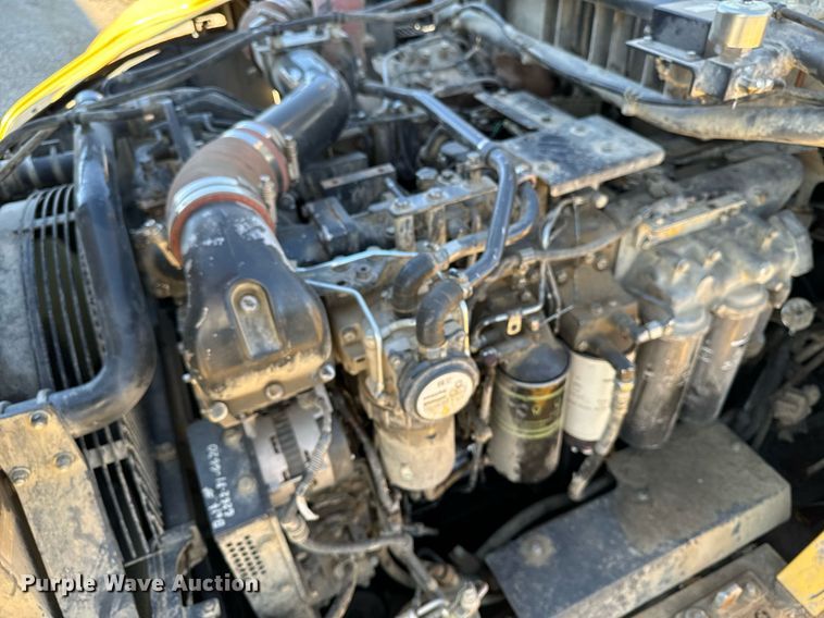 image for item DW2415 2014 Komatsu HM400-3 haul truck