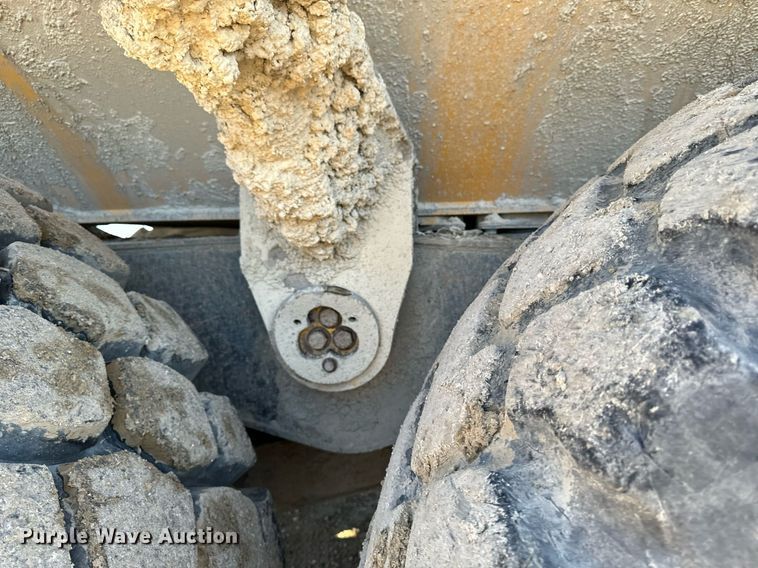 image for item DW2415 2014 Komatsu HM400-3 haul truck