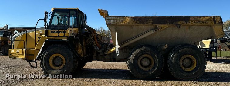 image for item DW2416 2013 Komatsu HM400-3 haul truck