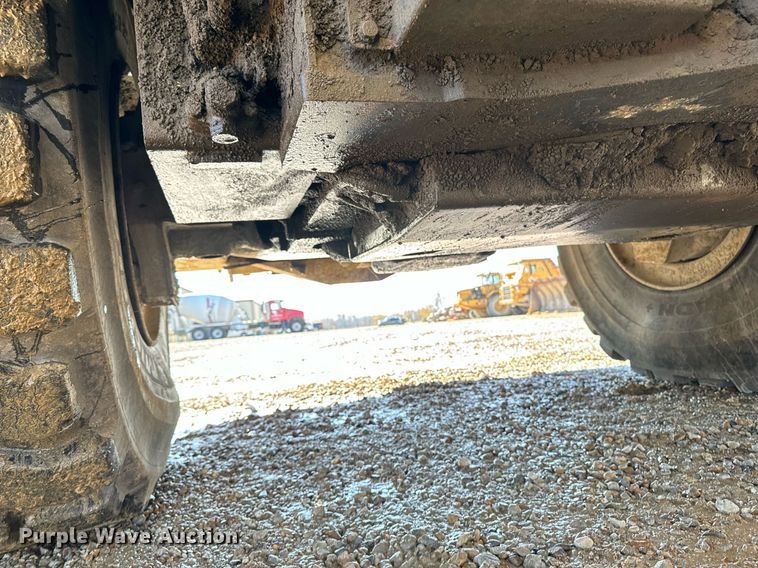 image for item DW2416 2013 Komatsu HM400-3 haul truck