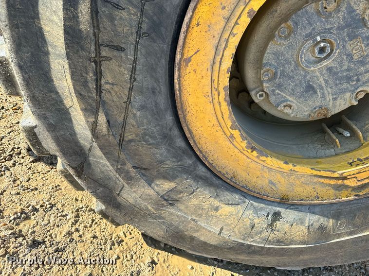 image for item DW2416 2013 Komatsu HM400-3 haul truck