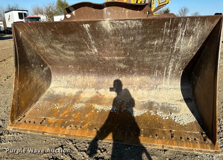 image for item DW2417 1998 Volvo L120C wheel loader