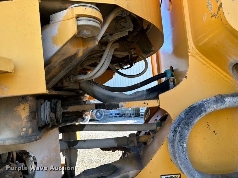 image for item DW2417 1998 Volvo L120C wheel loader
