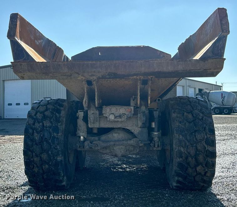 image for item DW2419 2015 Komatsu HM400-3 haul truck