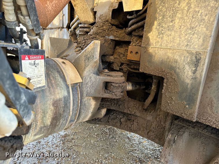 image for item DW2419 2015 Komatsu HM400-3 haul truck