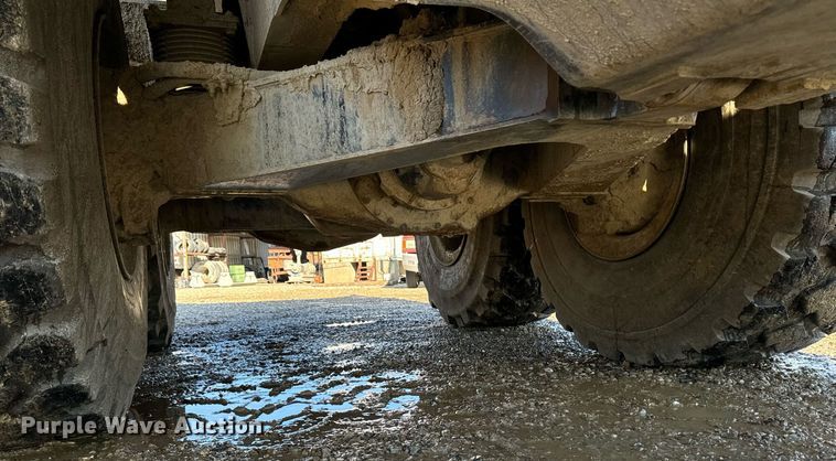 image for item DW2419 2015 Komatsu HM400-3 haul truck