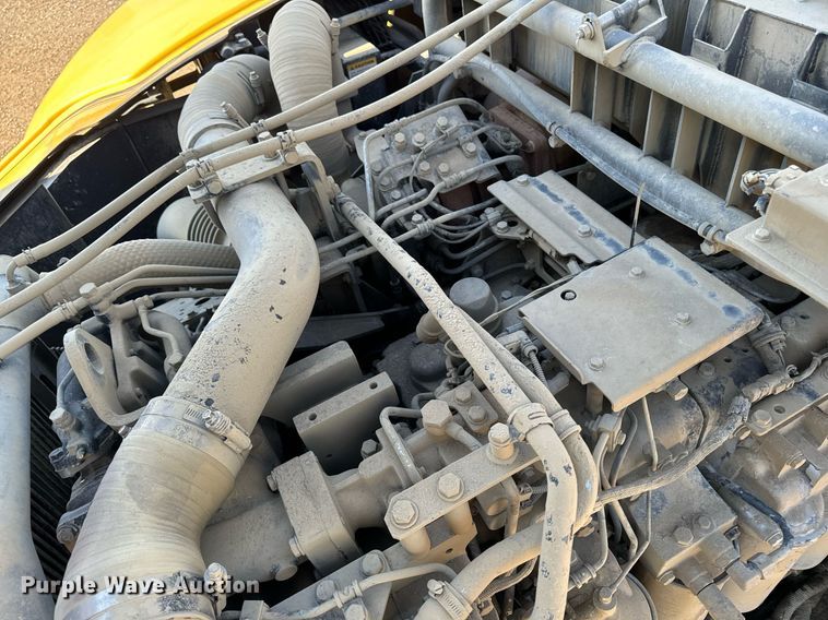 image for item DW2419 2015 Komatsu HM400-3 haul truck