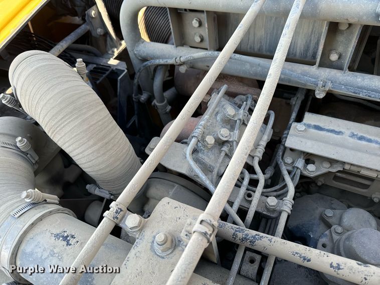 image for item DW2419 2015 Komatsu HM400-3 haul truck