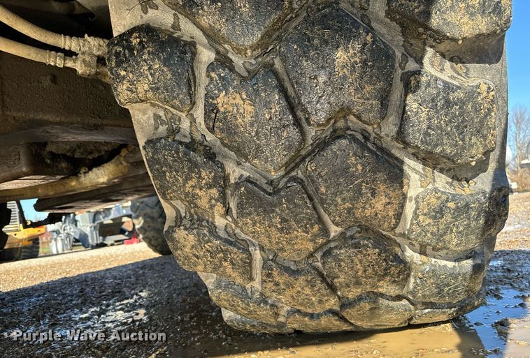 image for item DW2419 2015 Komatsu HM400-3 haul truck