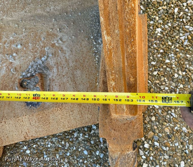 image for item DW2420 2006 Volvo L330E wheel loader