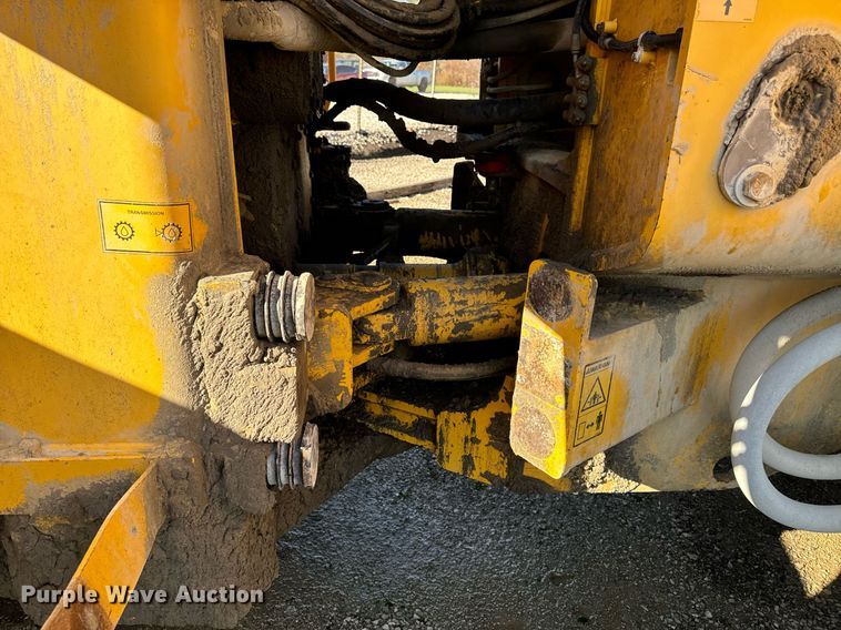 image for item DW2420 2006 Volvo L330E wheel loader