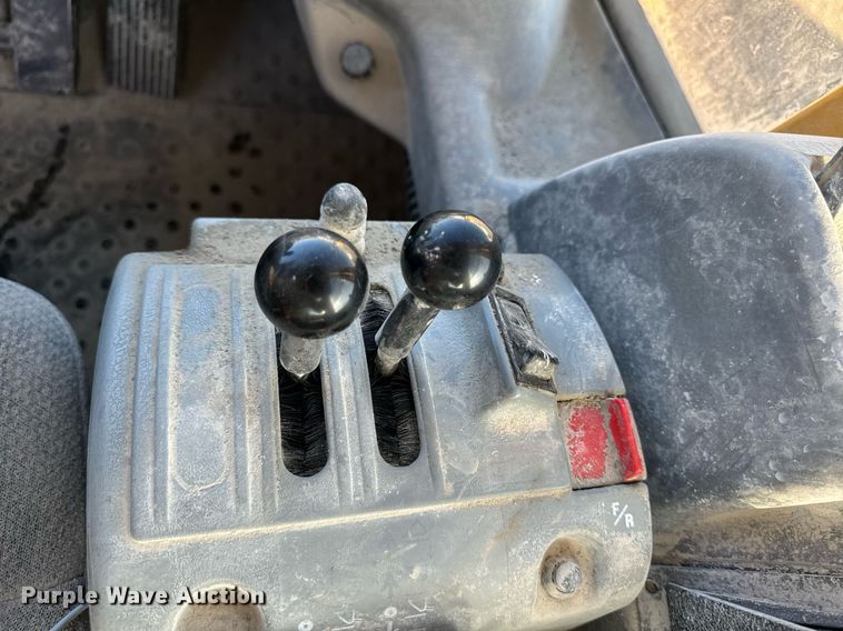 image for item DW2420 2006 Volvo L330E wheel loader