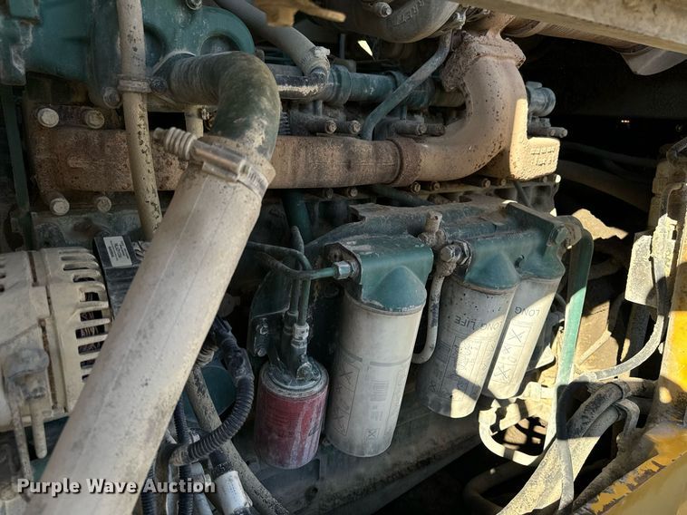 image for item DW2420 2006 Volvo L330E wheel loader