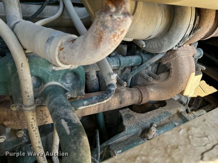 image for item DW2420 2006 Volvo L330E wheel loader