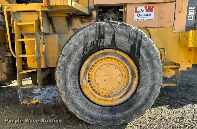 image for item DW2420 2006 Volvo L330E wheel loader