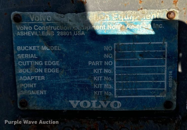 image for item DW2420 2006 Volvo L330E wheel loader