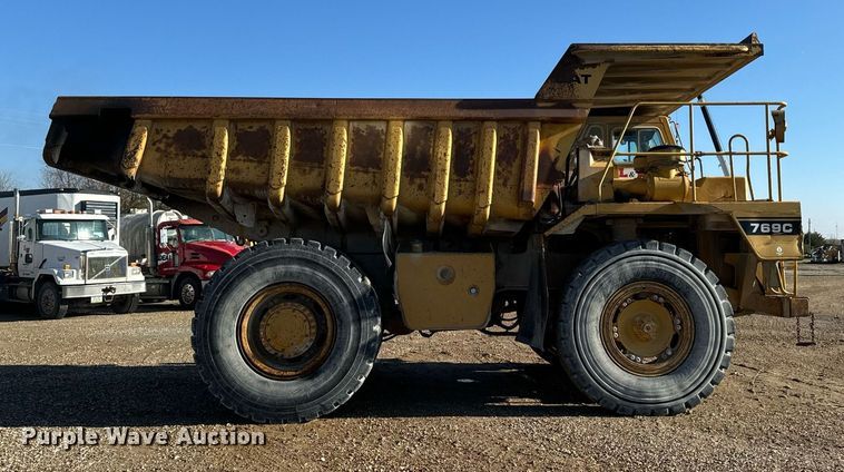 image for item DW2421 1986 Caterpillar 769C haul truck