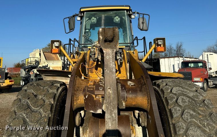 image for item DW2423 2006 Caterpillar 972H wheel loader