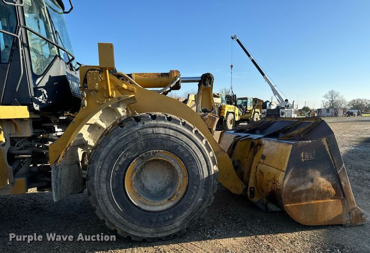 image for item DW2423 2006 Caterpillar 972H wheel loader