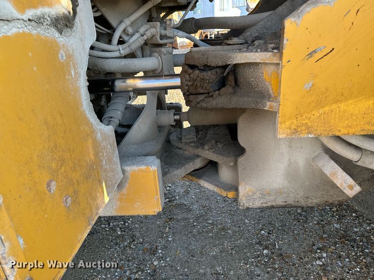 image for item DW2423 2006 Caterpillar 972H wheel loader