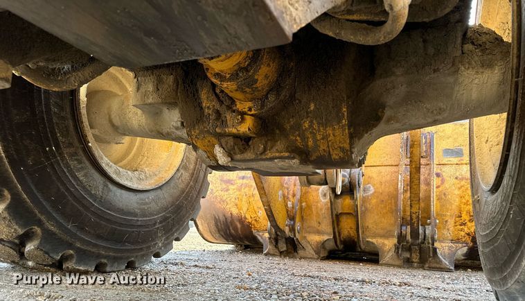 image for item DW2423 2006 Caterpillar 972H wheel loader