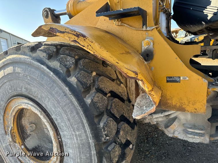 image for item DW2423 2006 Caterpillar 972H wheel loader