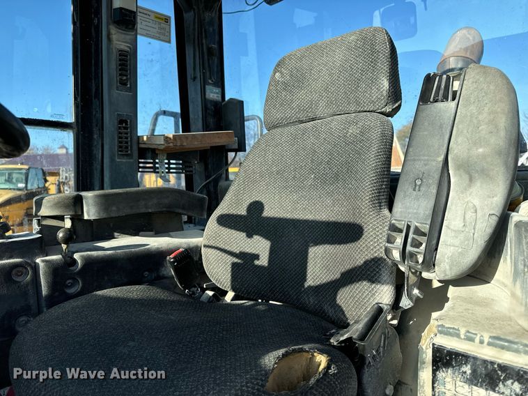 image for item DW2423 2006 Caterpillar 972H wheel loader