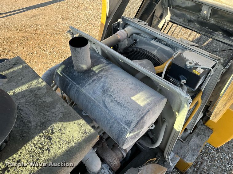 image for item DW2423 2006 Caterpillar 972H wheel loader