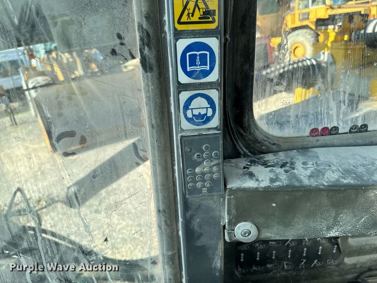 image for item DW2424 2011 Atlas Copco PowerROC T35 surface drilling rig