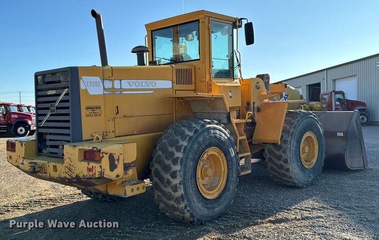 image for item DW2427 2000 Volvo L120C wheel loader