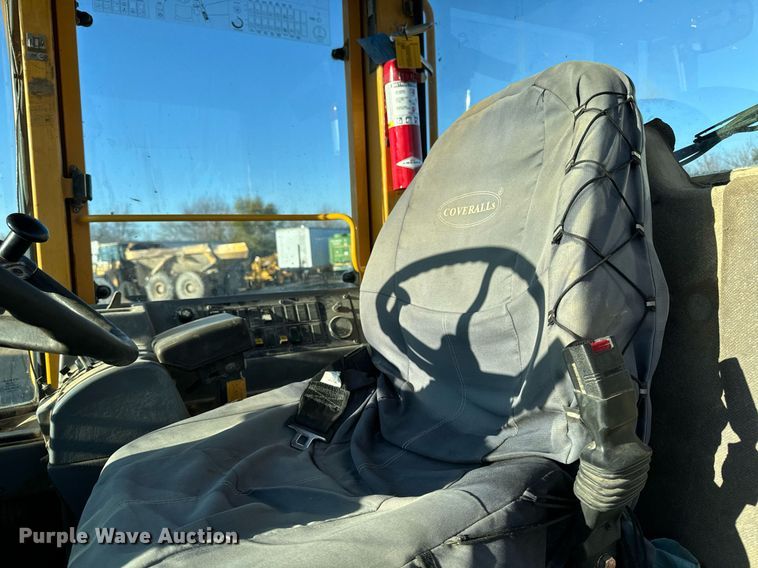 image for item DW2427 2000 Volvo L120C wheel loader